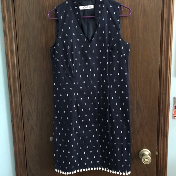 Dresses & Skirts - Navy sleeveless shift dress
